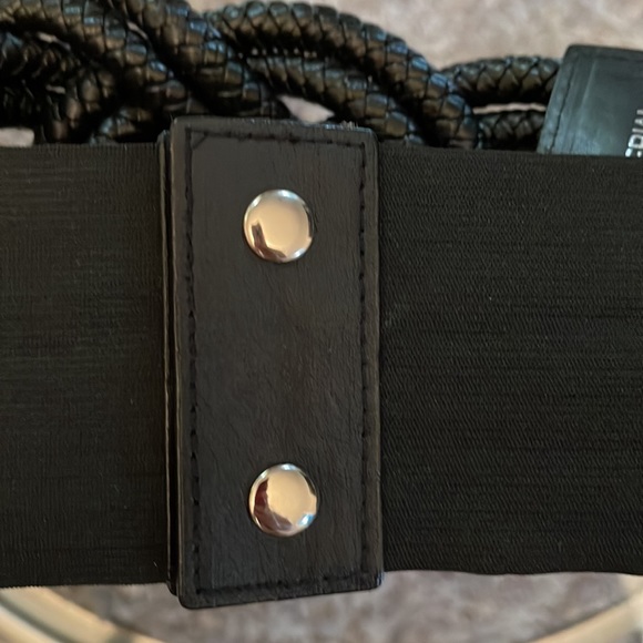 Womens stretch belt. - Picture 3 of 3